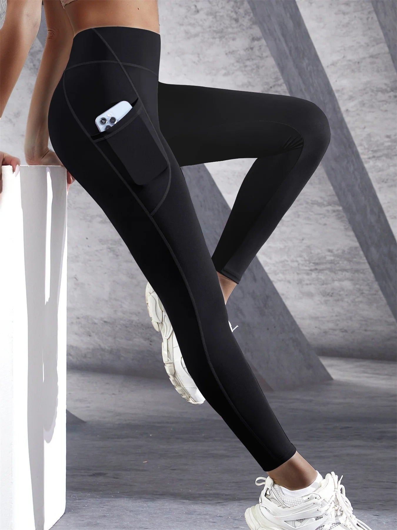 Women’s High-Waist Pilates Leggings with Pockets