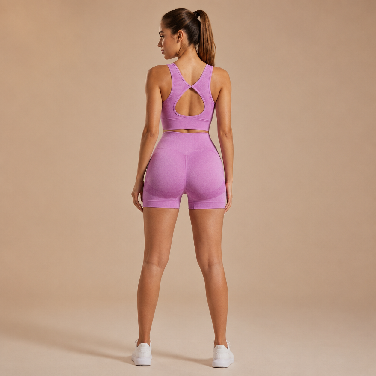 2-Piece Women’s Seamless Pilates Short Set