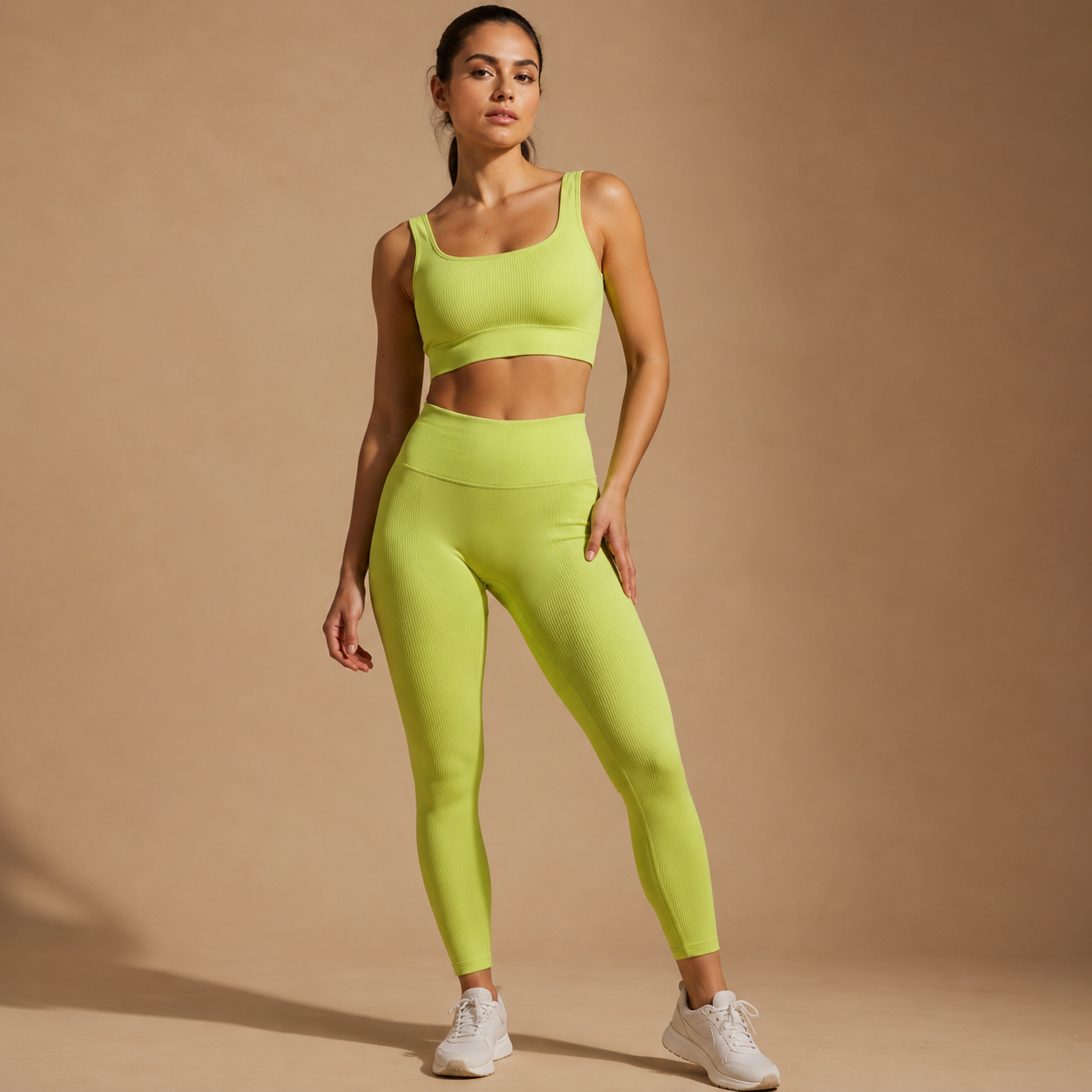2-Piece Women’s Seamless Pilates & Fitness Set